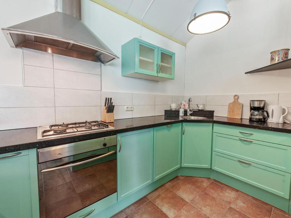 Enticing Holiday Home In Eastermar Near Burgumer Mar Lake Hoogzand Luaran gambar