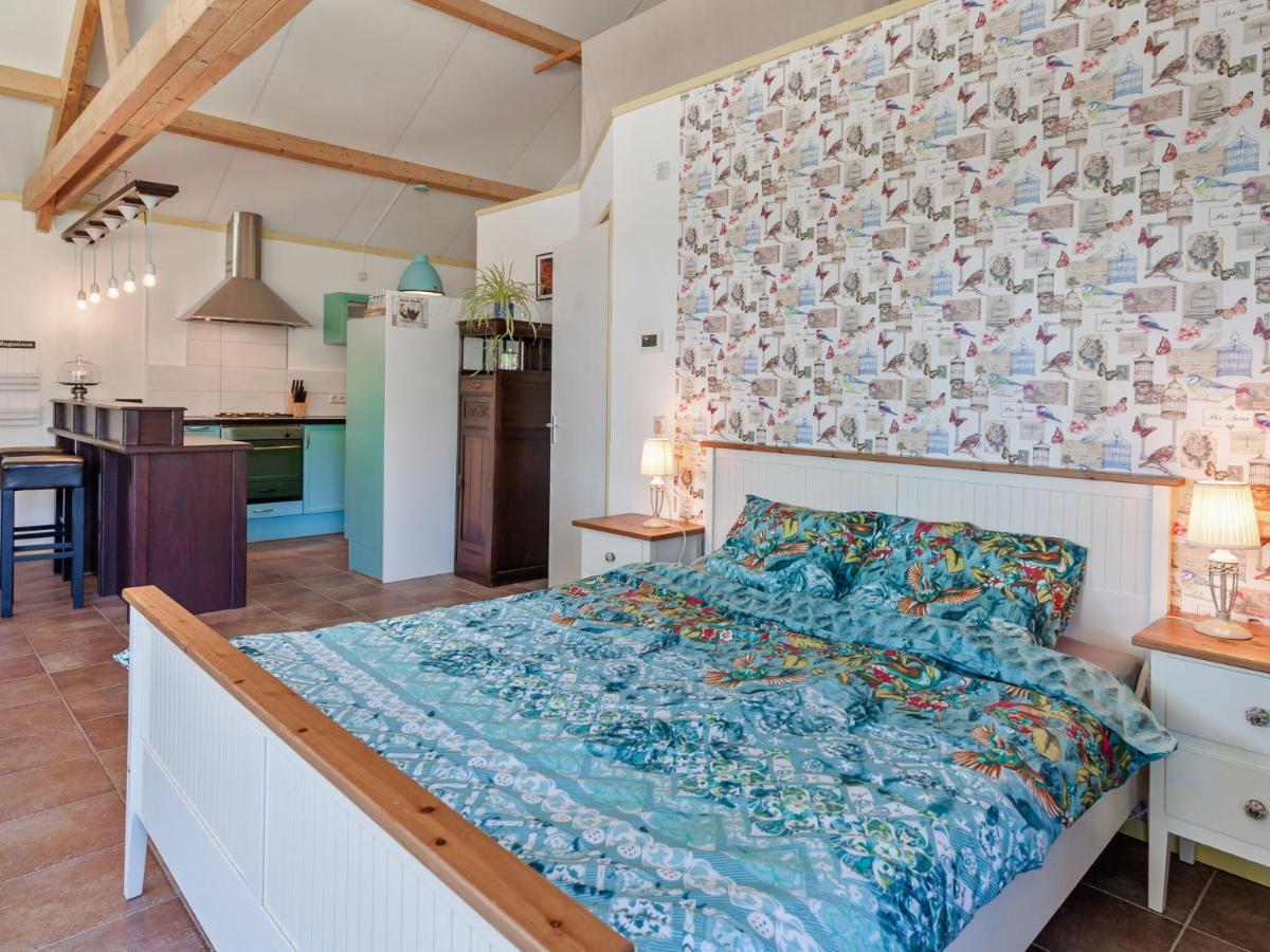 Enticing Holiday Home In Eastermar Near Burgumer Mar Lake Hoogzand Luaran gambar