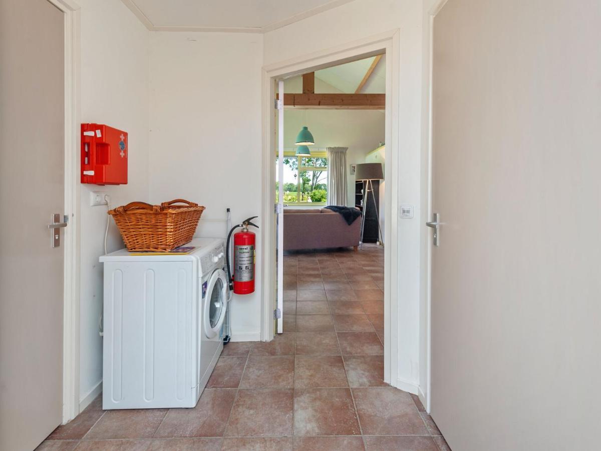 Enticing Holiday Home In Eastermar Near Burgumer Mar Lake Hoogzand Luaran gambar