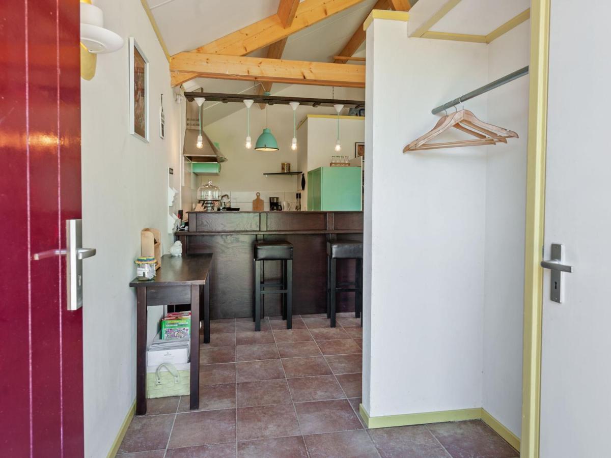 Enticing Holiday Home In Eastermar Near Burgumer Mar Lake Hoogzand Luaran gambar