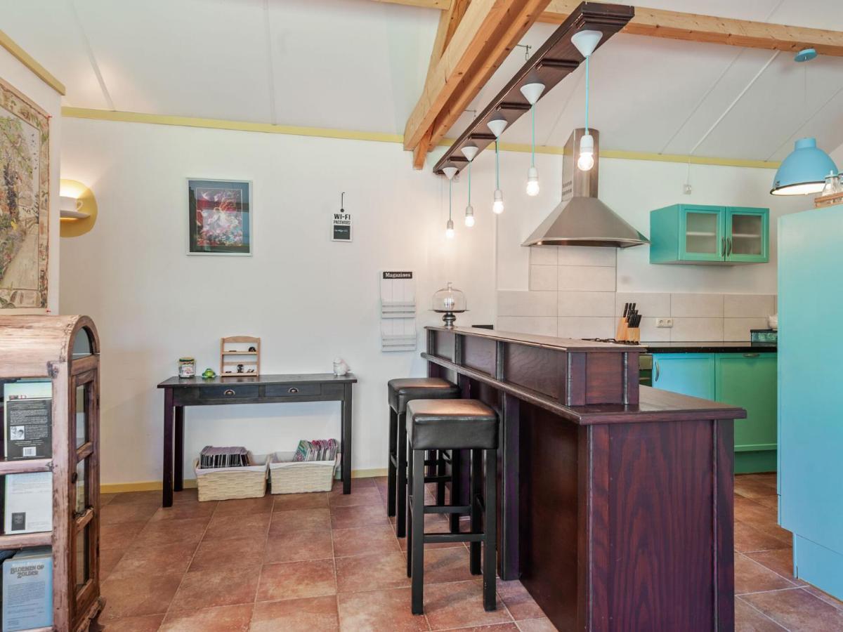 Enticing Holiday Home In Eastermar Near Burgumer Mar Lake Hoogzand Luaran gambar